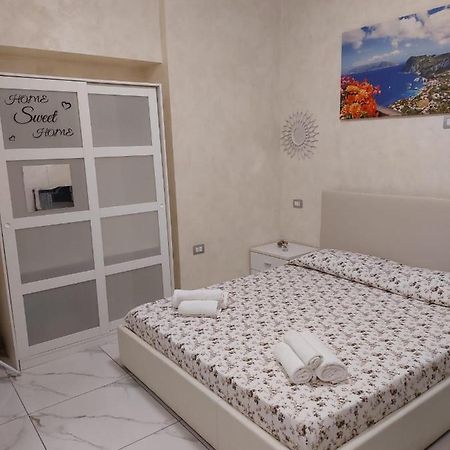 Home Sweet Home 64 Naples Luaran gambar